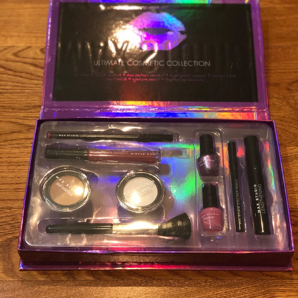 Max Studio Cosmetic - Picture 2 of 8